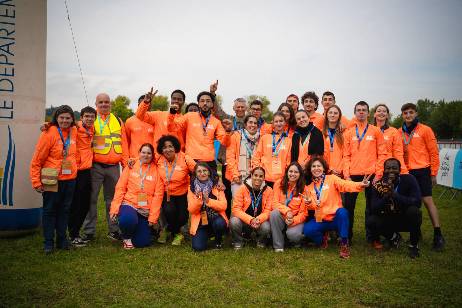 Photo groupement bénévoles