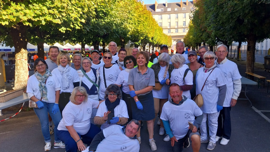 Bénévole association 1001 Pétales
